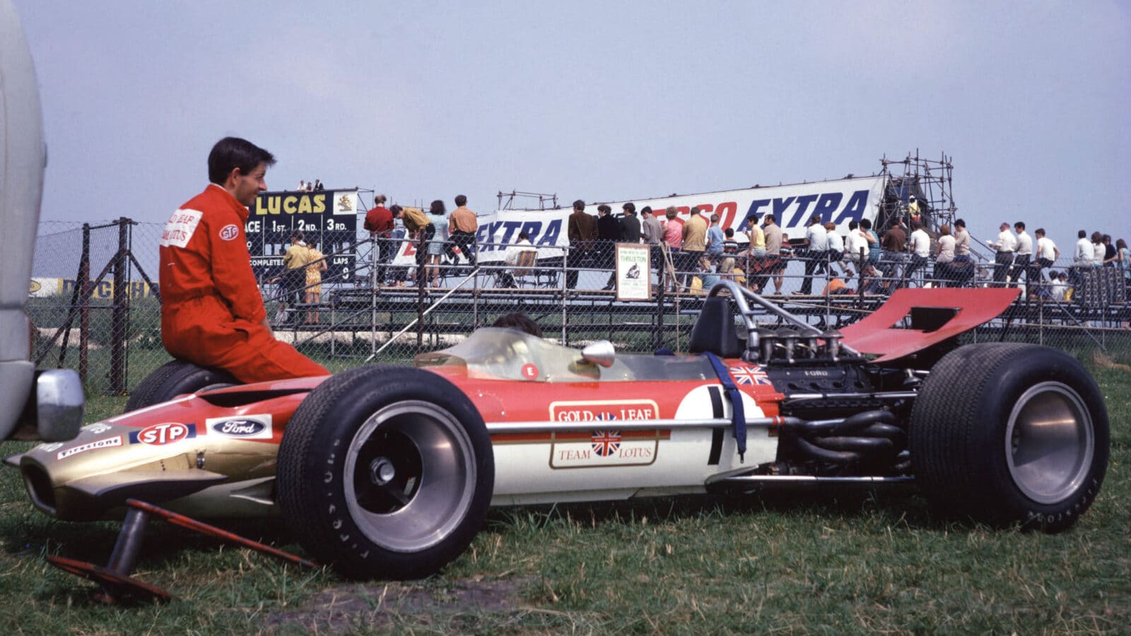 Graham-Hill Lotus-49 F1 hruxton