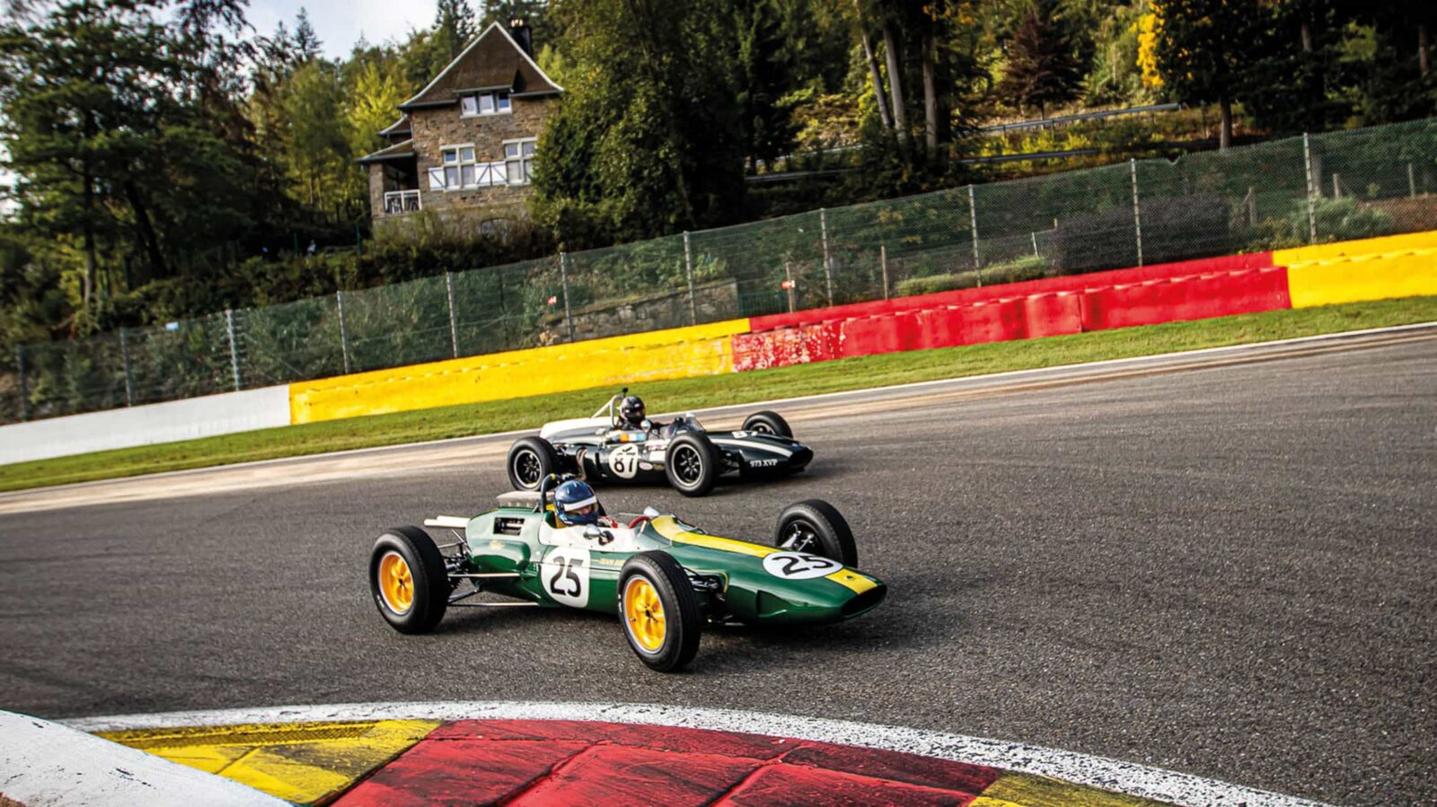 Jamboree of racing past at Spa