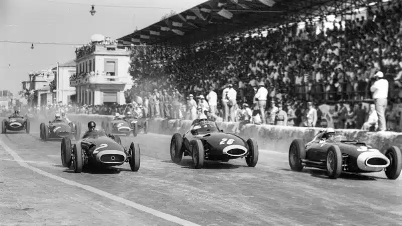 1957 Pescara GP race start