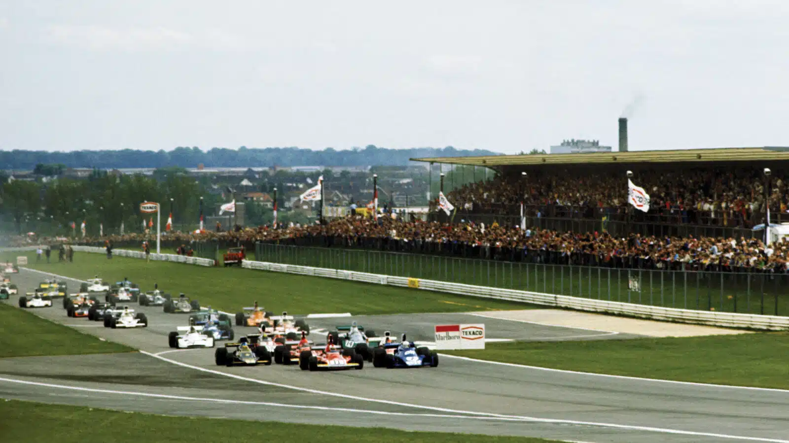 Formula One World Championship, Nevelles Baulers