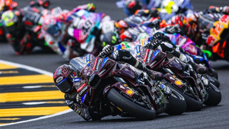 Marquez leads the start from Bagnaia, who is about to pounce to kick off a spectacular battle which lasted until quarter distance