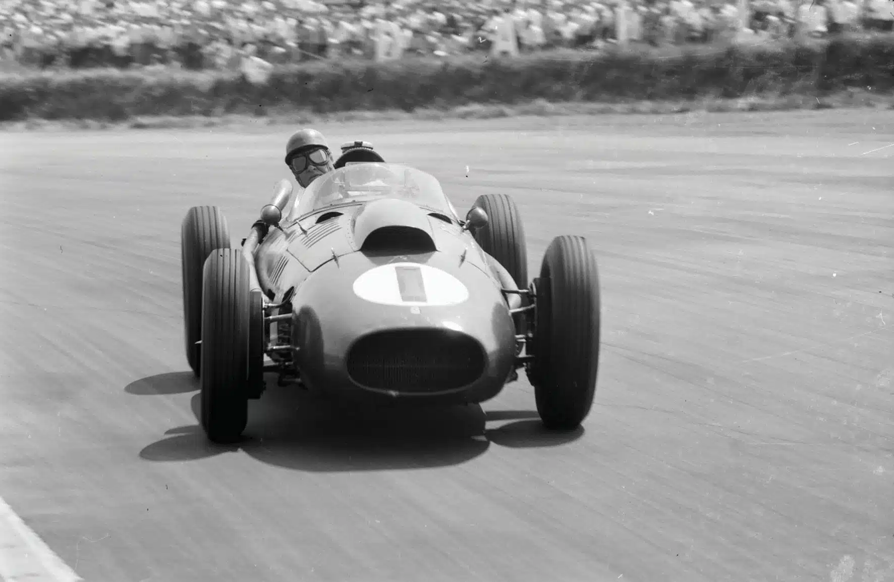 1958 British GP to get this shot of Ferrari’s Peter Collins
