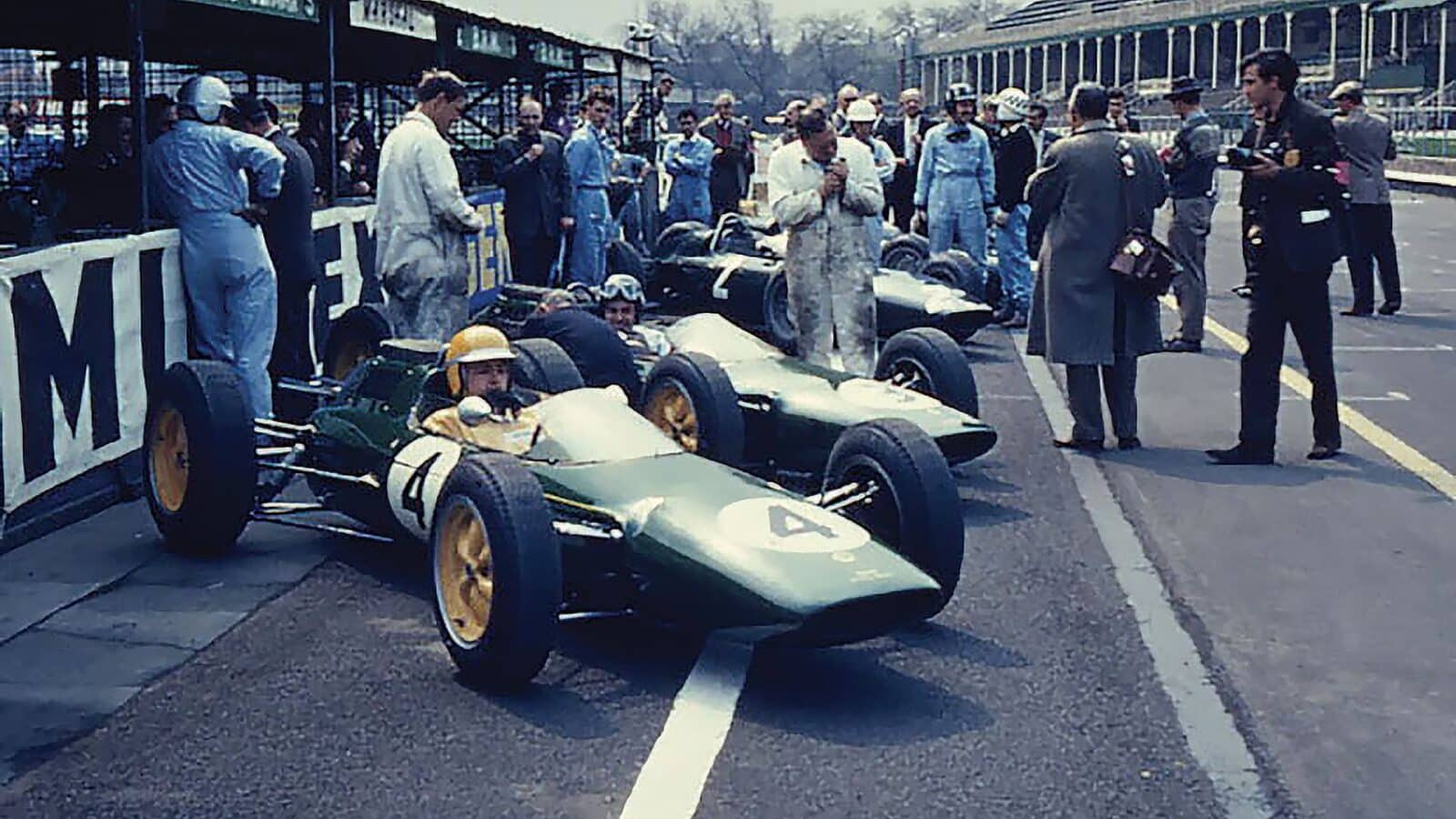 1963 Aintree 200 - Trevor Taylor and Jim Clark in the Lotus cars