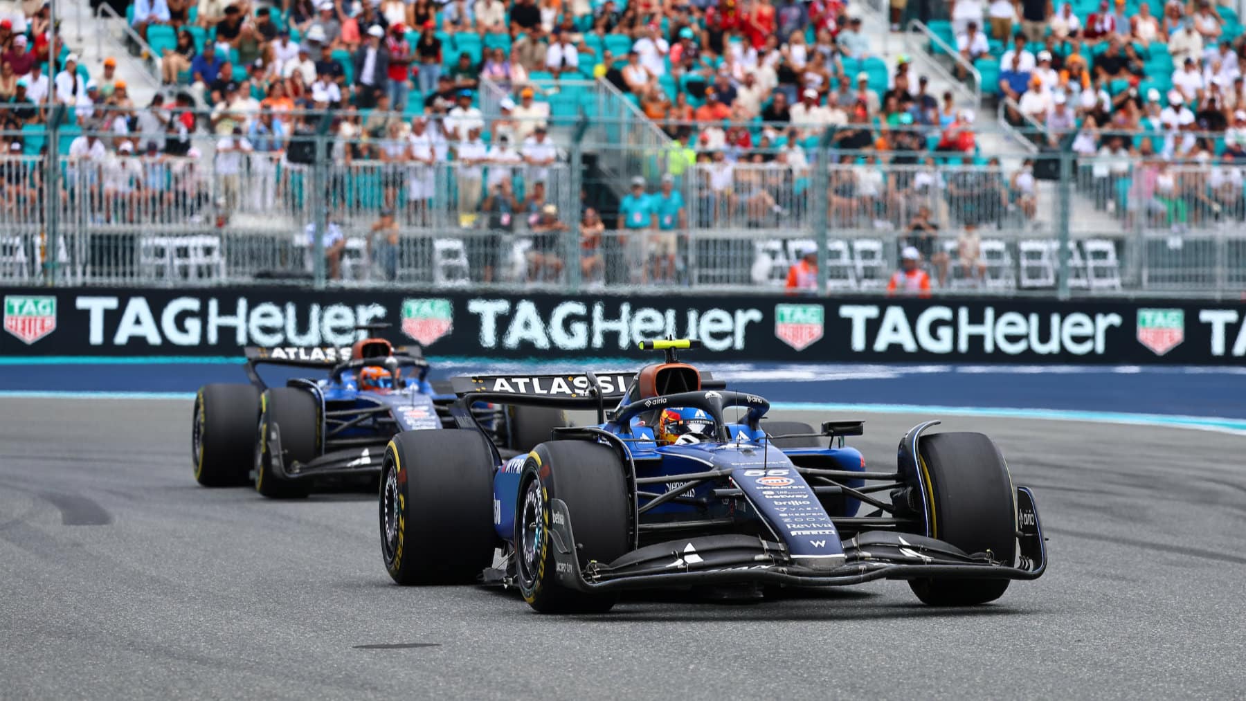 Alex Albon vs Carlos Sainz