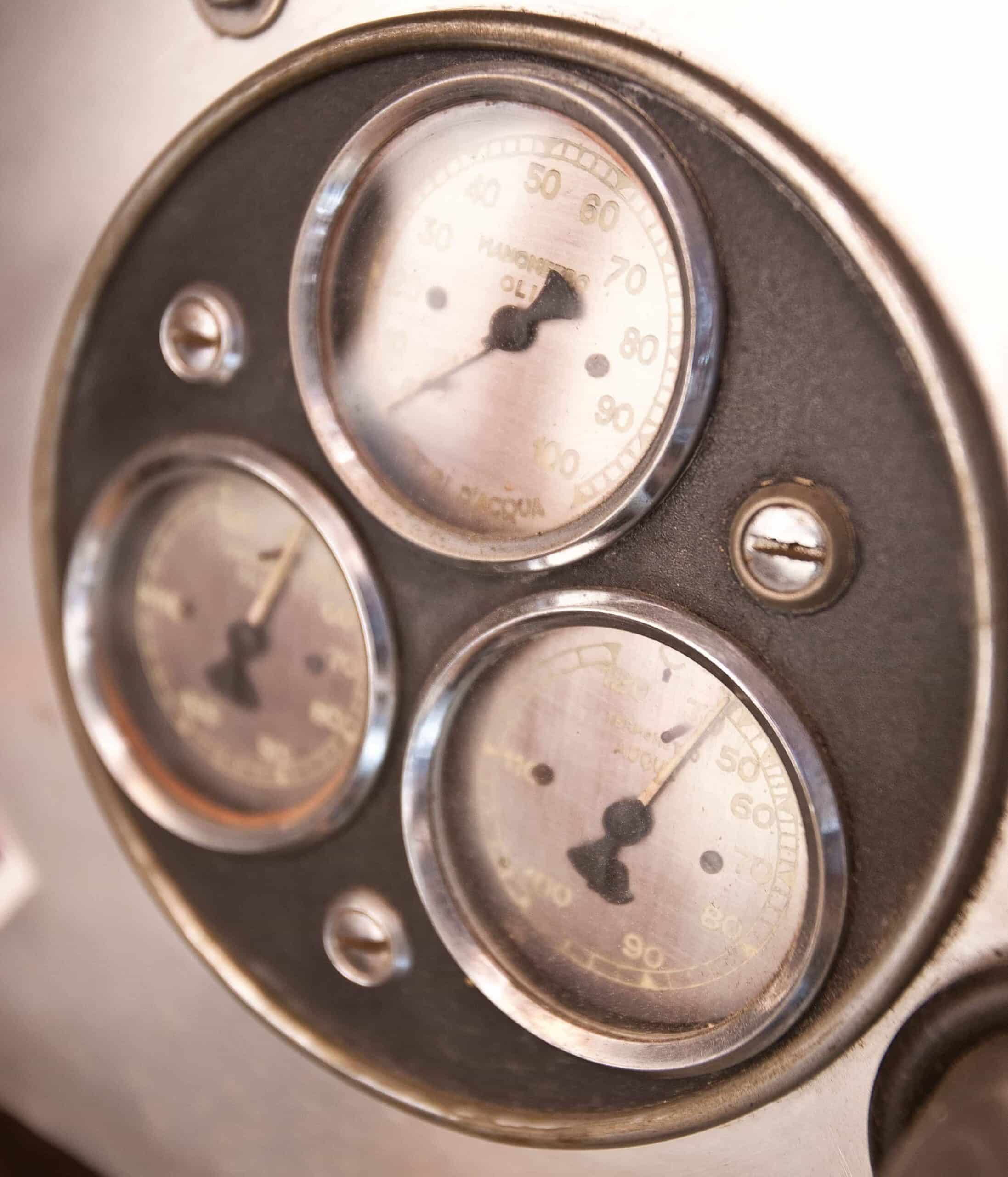 Alfa Romeo 159 dials