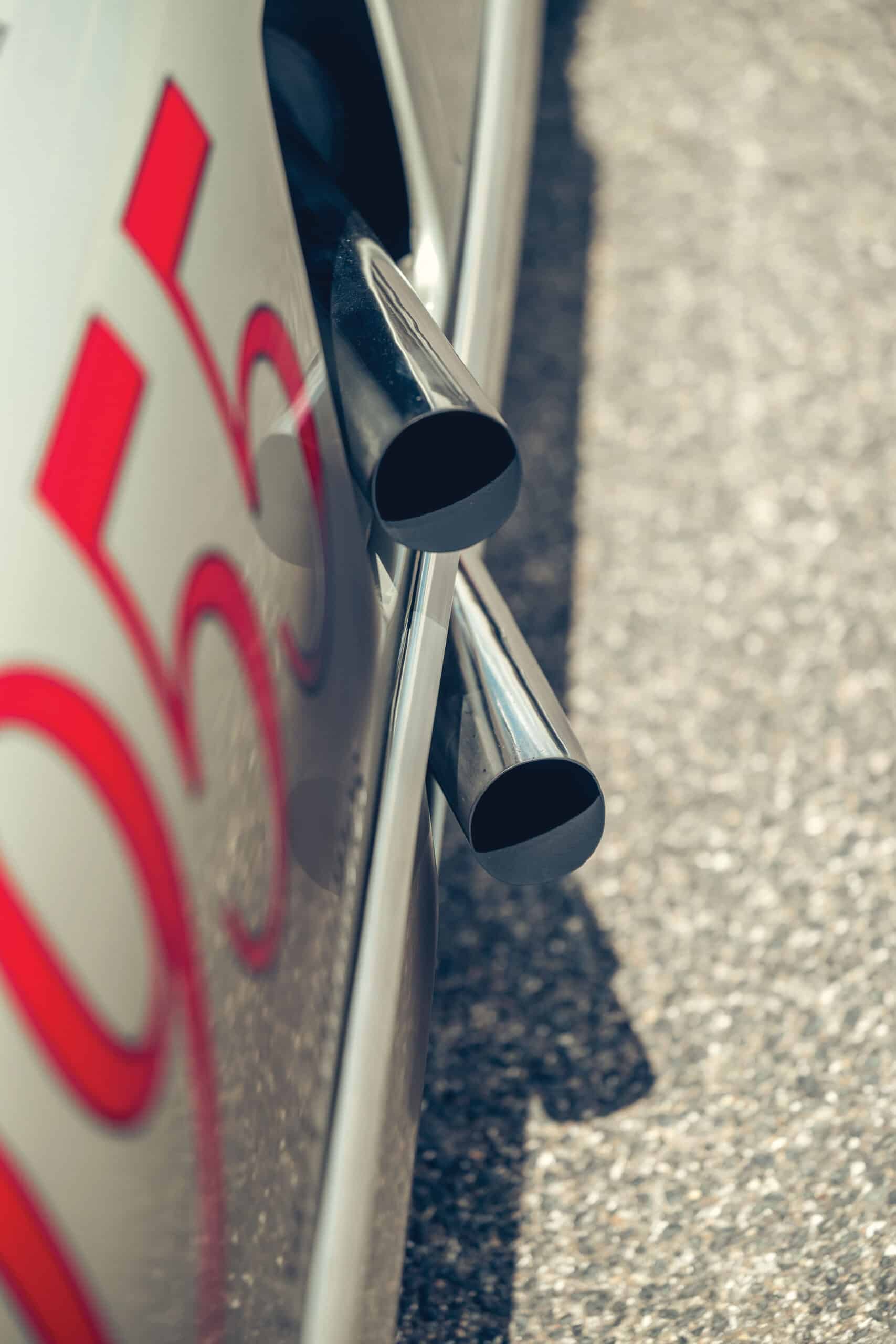 Mercedes-benz 300 slr exhaust