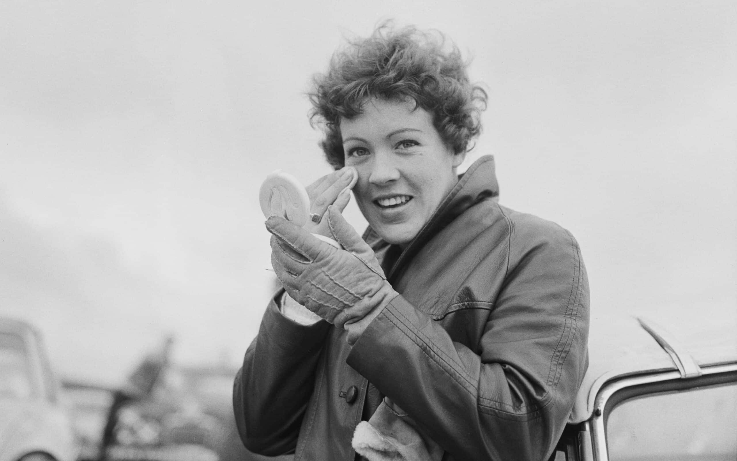 Pat Moss 1960 Marathon de la Route