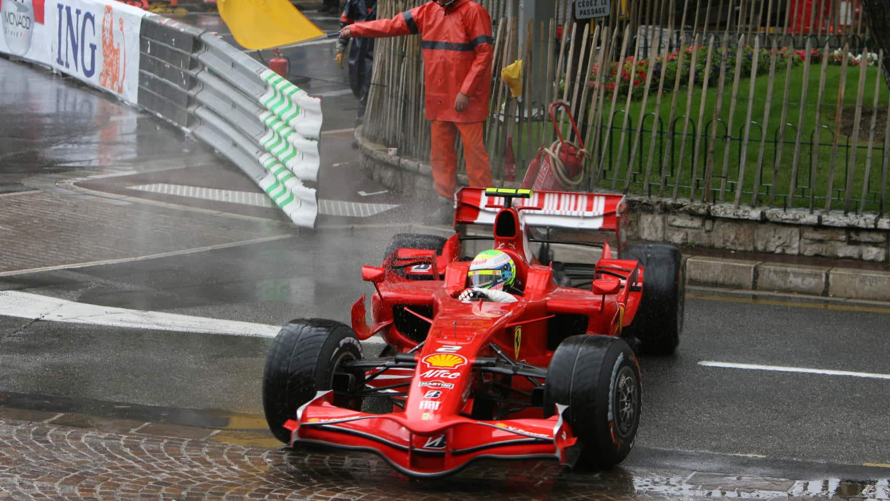 Felipe Massa (Ferrari) spins in the wet 2008 Monaco Grand Prix