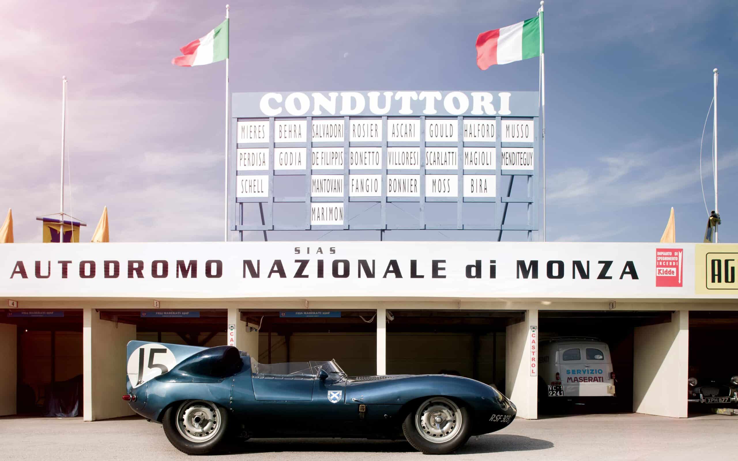 Jaguar-D-type-603 side