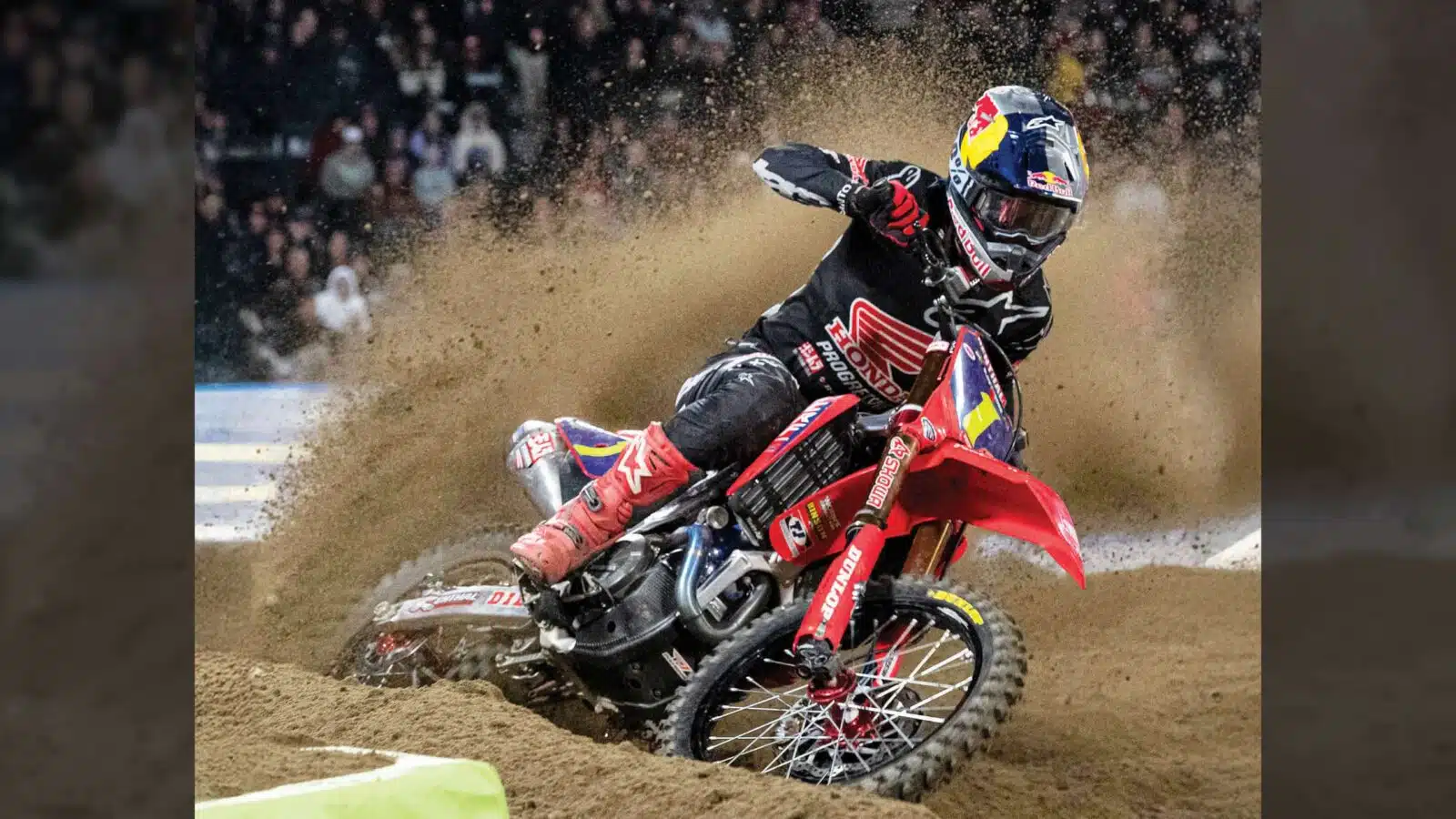 Jett Lawrence drifting in the dirt
