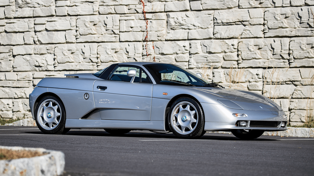 Despite there being a little more than 50 De Tomaso Guaràs made, it was available to buy from 1994-2004